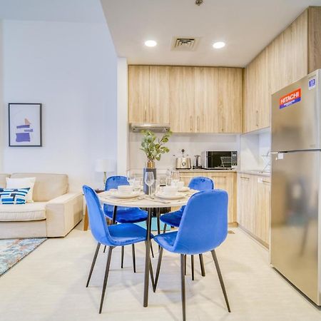 Sophisticated 1Br At Town Square Rawda Dubailand By Deluxe Holiday Homes מראה חיצוני תמונה