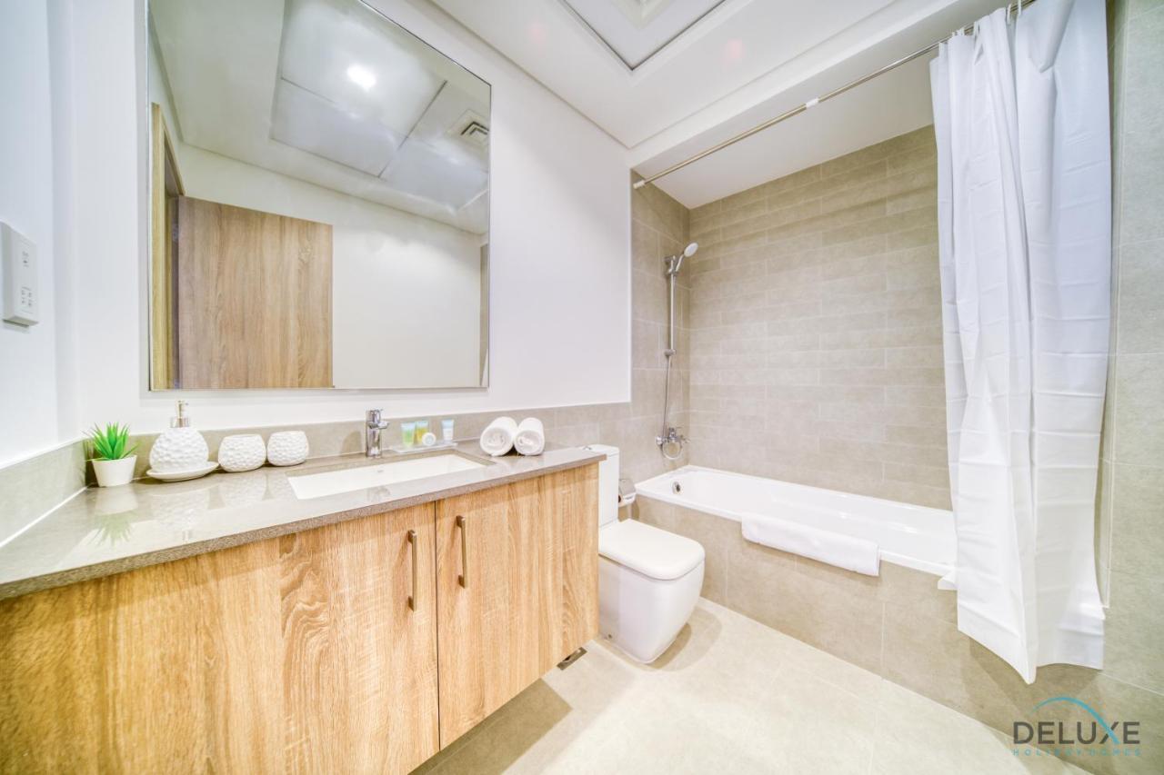 Sophisticated 1Br At Town Square Rawda Dubailand By Deluxe Holiday Homes מראה חיצוני תמונה