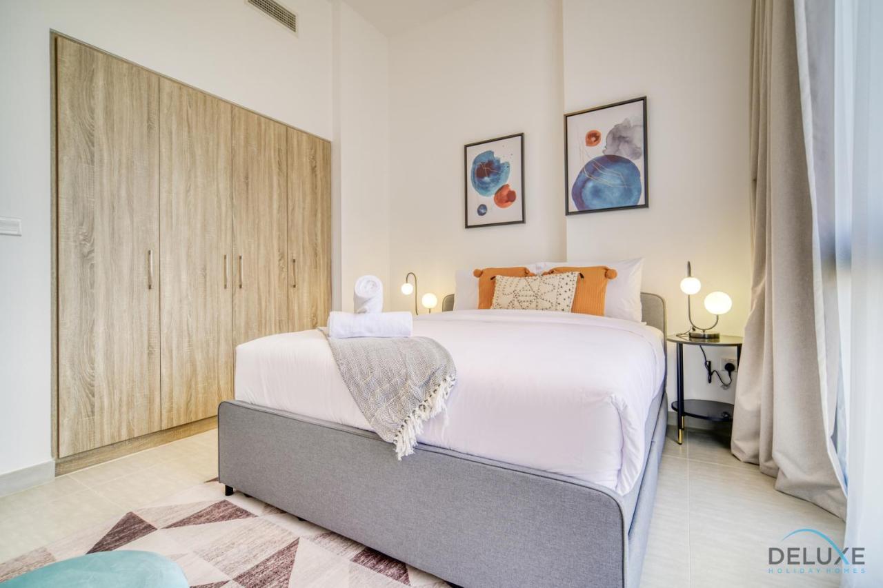 Sophisticated 1Br At Town Square Rawda Dubailand By Deluxe Holiday Homes מראה חיצוני תמונה