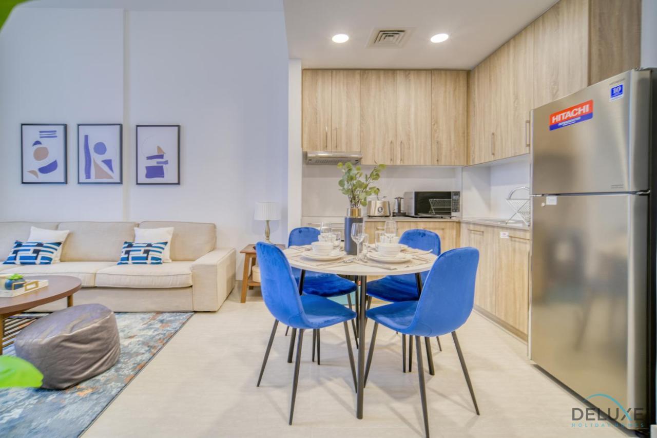 Sophisticated 1Br At Town Square Rawda Dubailand By Deluxe Holiday Homes מראה חיצוני תמונה