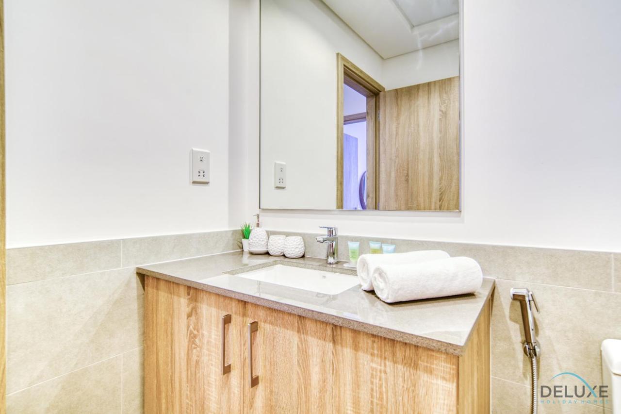 Sophisticated 1Br At Town Square Rawda Dubailand By Deluxe Holiday Homes מראה חיצוני תמונה